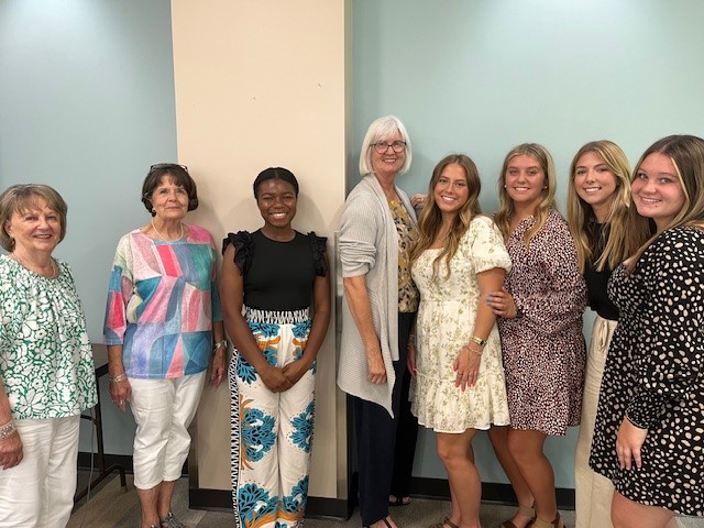 Student volunteer award winners lined up for group photo: Rachel Auge, Faith Bellamy, Maddy Hogue, Isabella Hughes, Brianna Richardson, Lydia Jones, Lydia Mallard