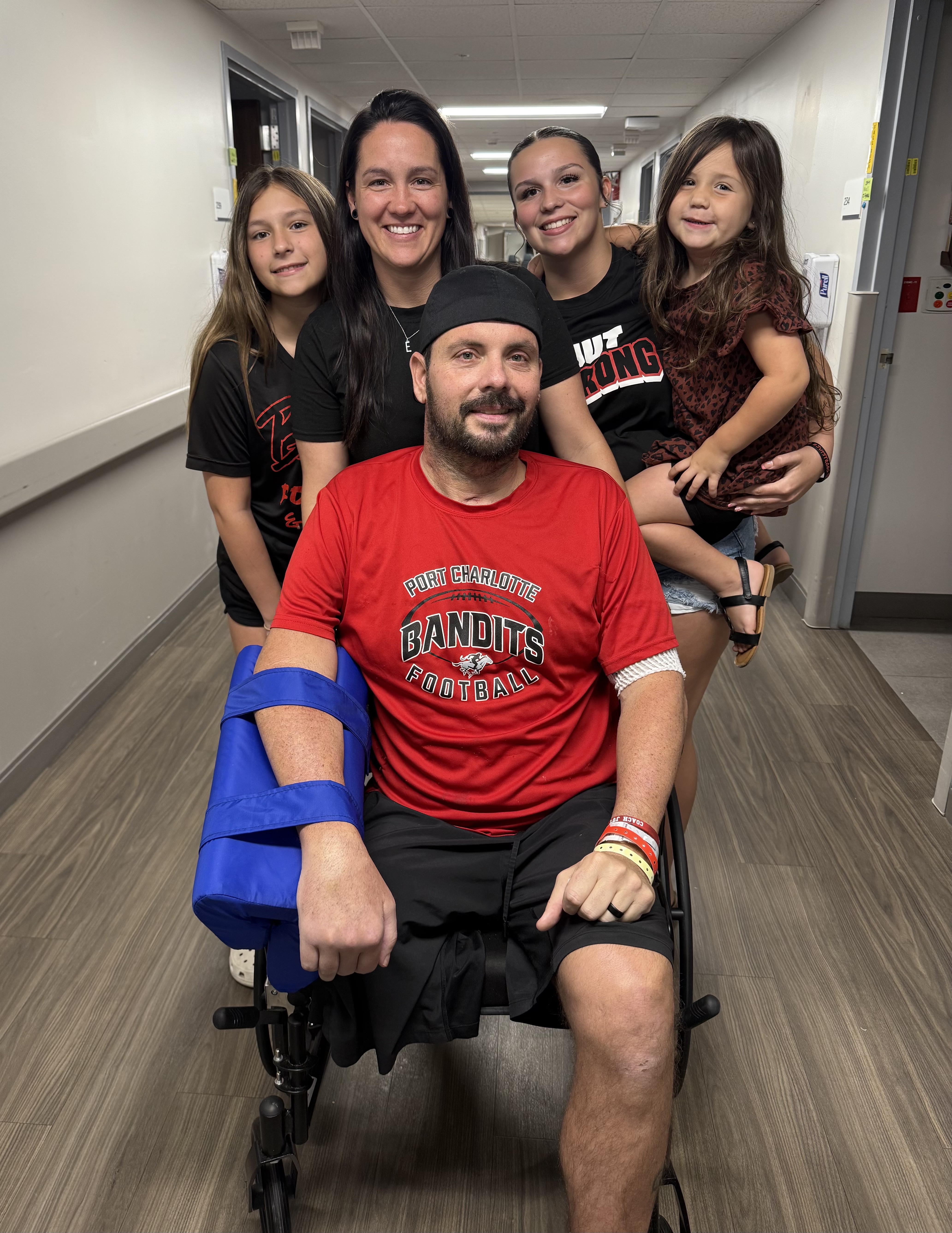 Jut with wife and children (left to right) Chloe, Erica, Jut, Aubrie and Journee