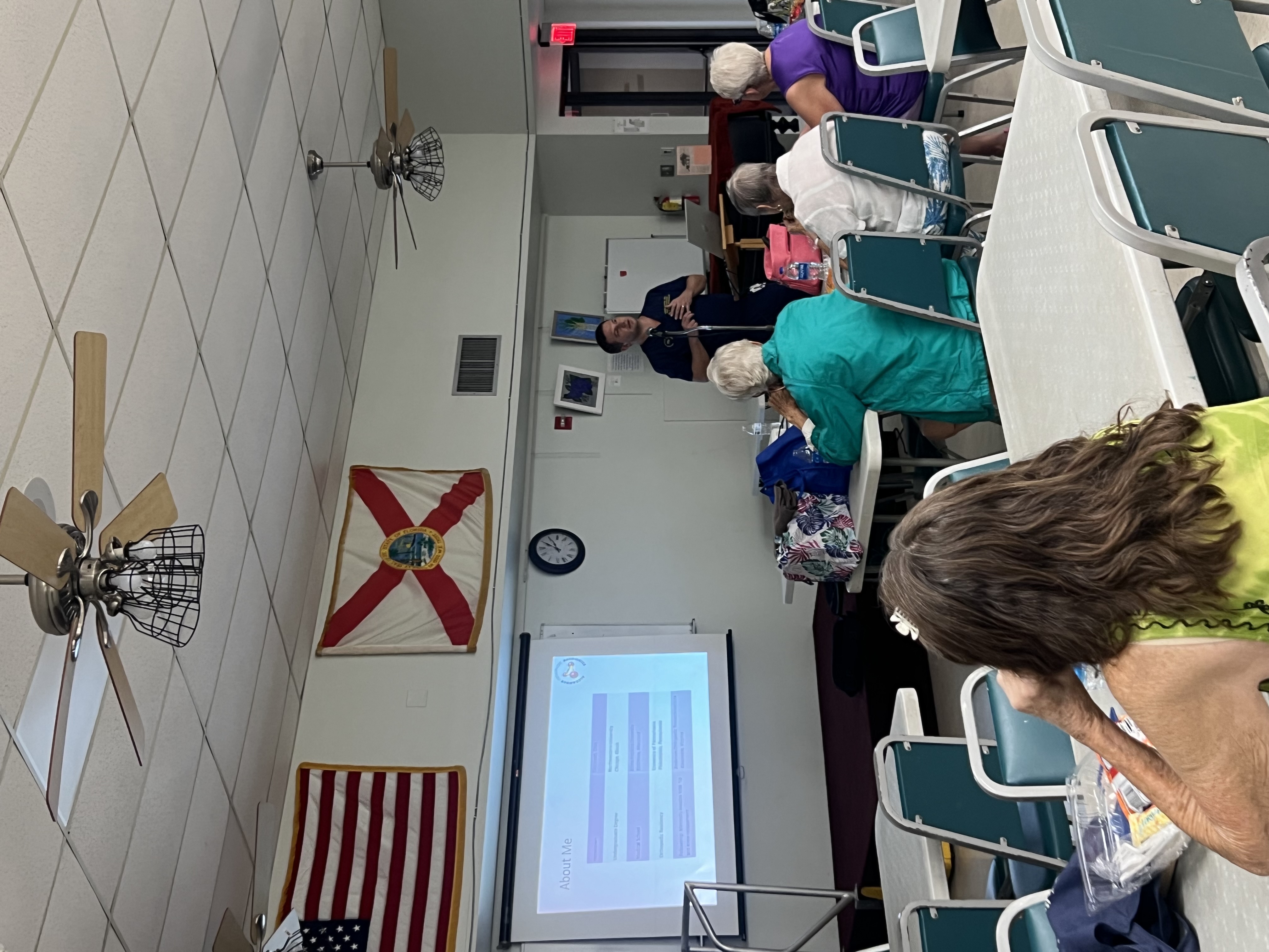 Dr. Dattilo hosts a Lunch and Learn about Knee Replacements