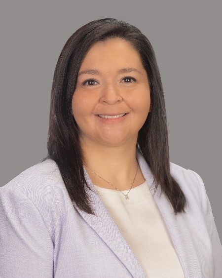 Jennifer Scarcliff professional headshot portrait photo