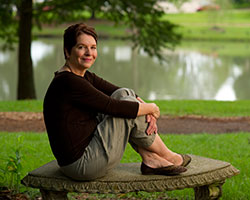 Deborah Shaw-Mirando, a lung cancer survivor.
