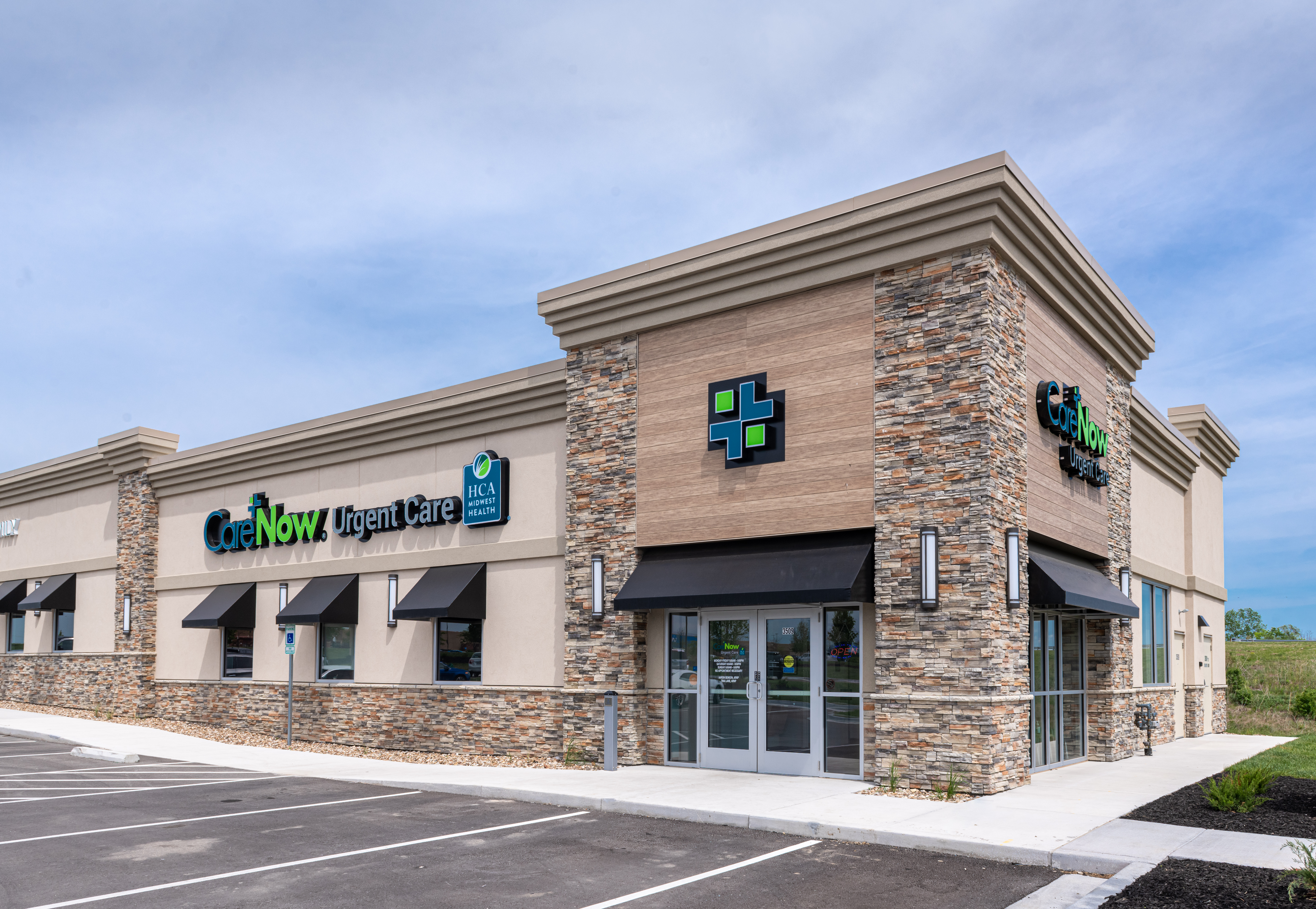 HCA Midwest Care Now exterior.