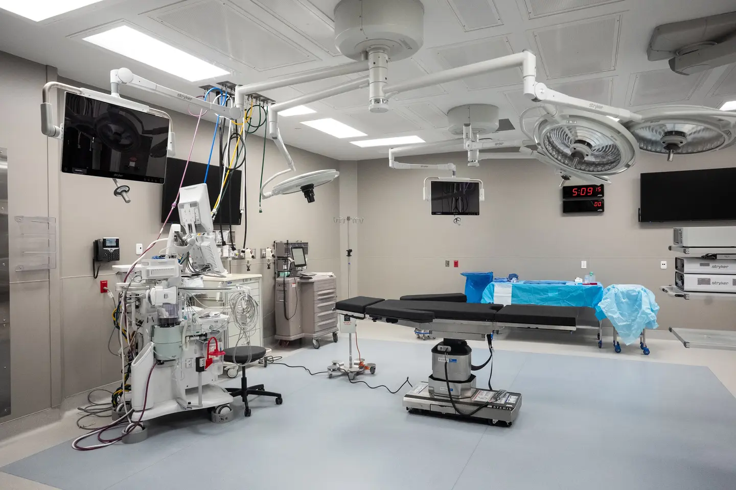 Medical City Arlington hospital operating room.