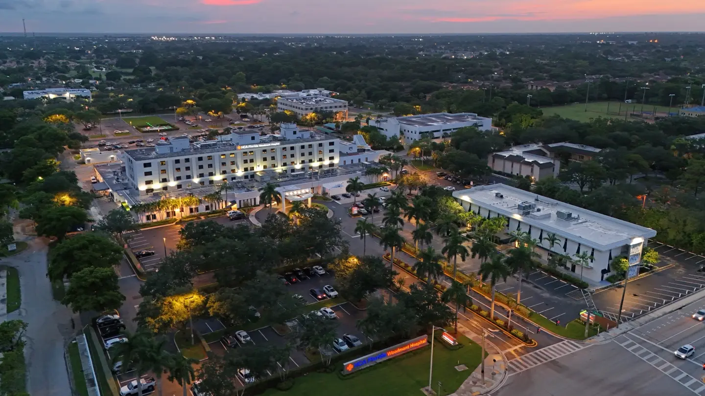 HCA Florida Woodmont Hospital - Exterior Evening High Angle photo