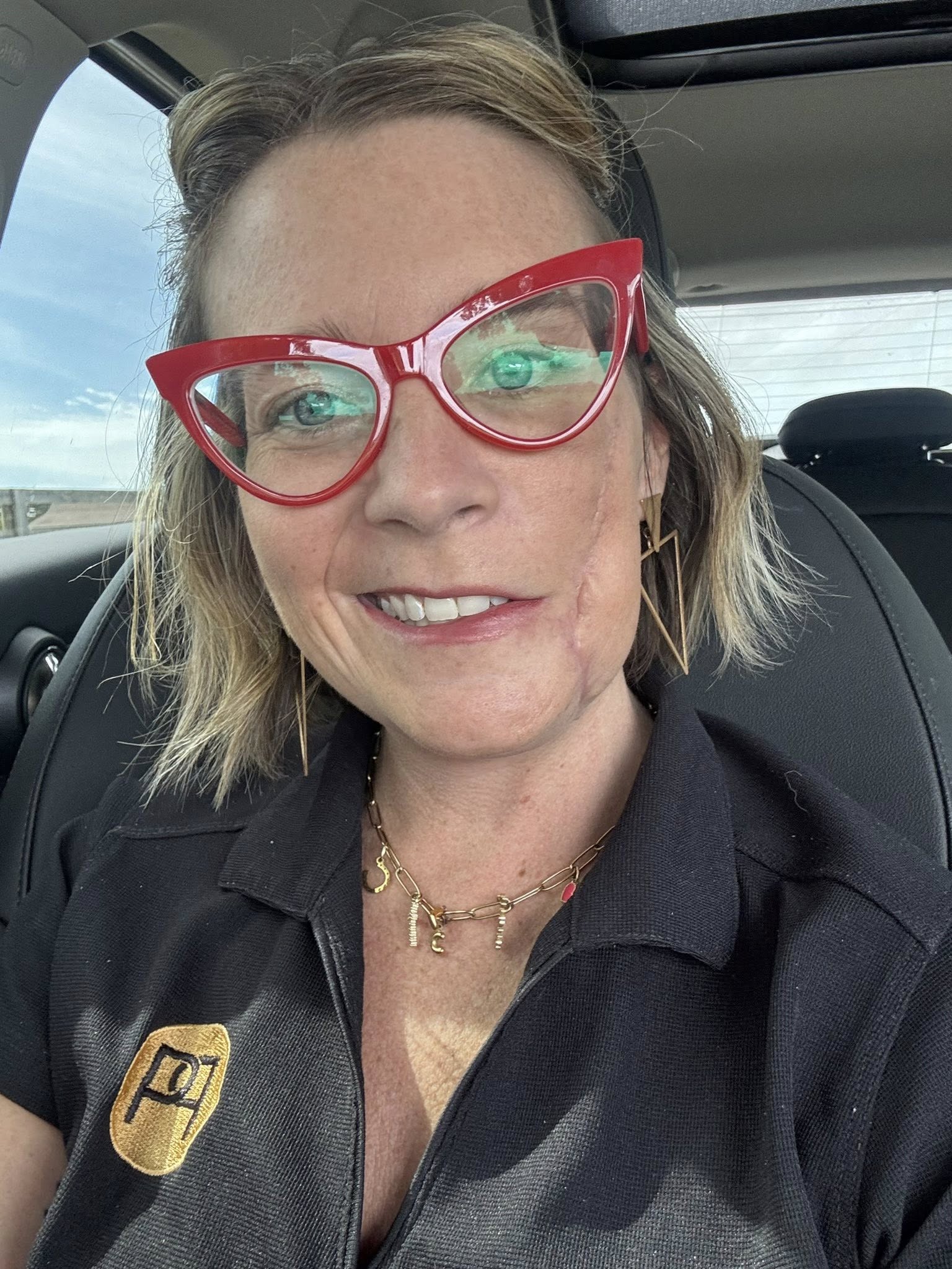 Lindsey Crouch selfie in car