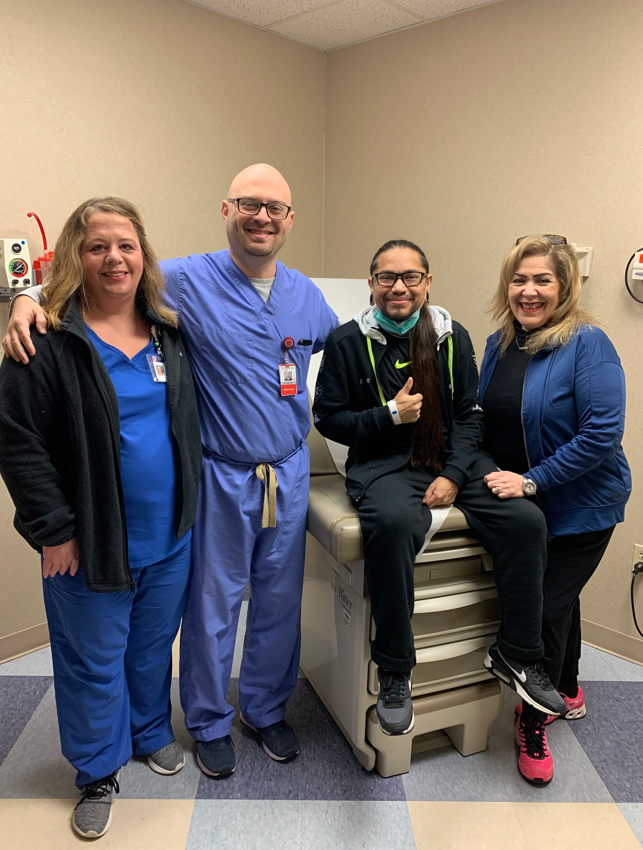 Anthony Molinar with transplant staff at Medical City Dallas.