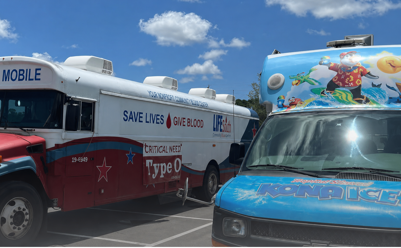LifeSouth Community Blood Centers and Kona Ice trucks