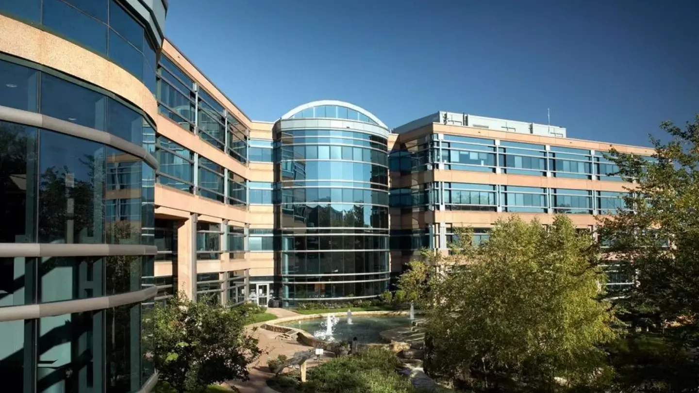 An exterior view of Menorah Medical Center.