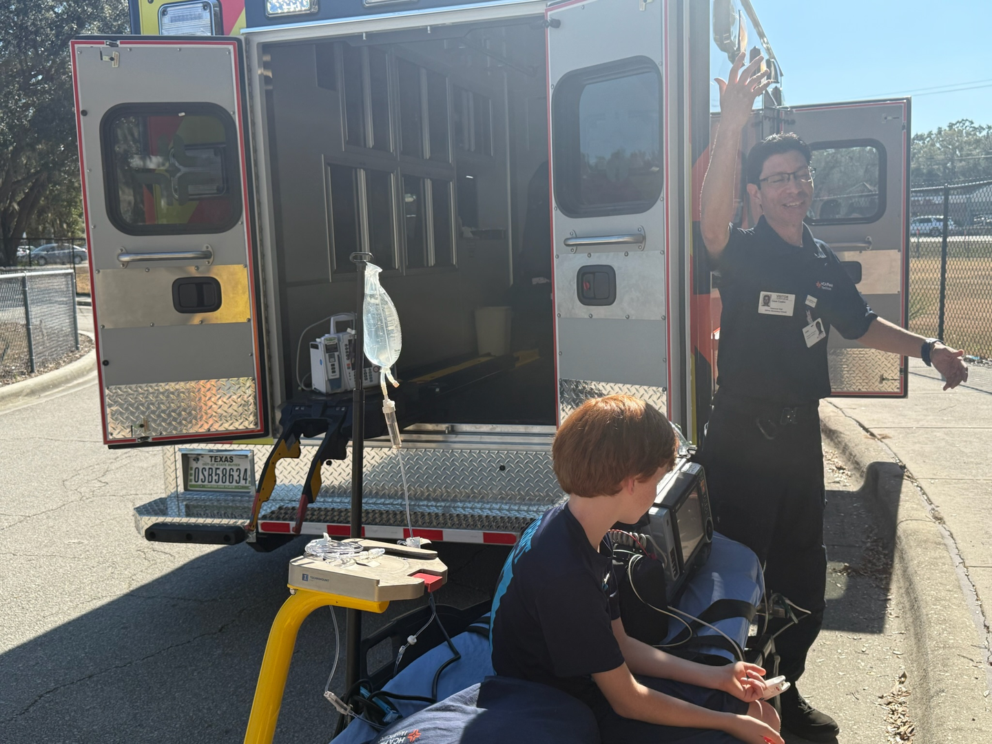 Paramedic shows how we measure oxygen and heart rate