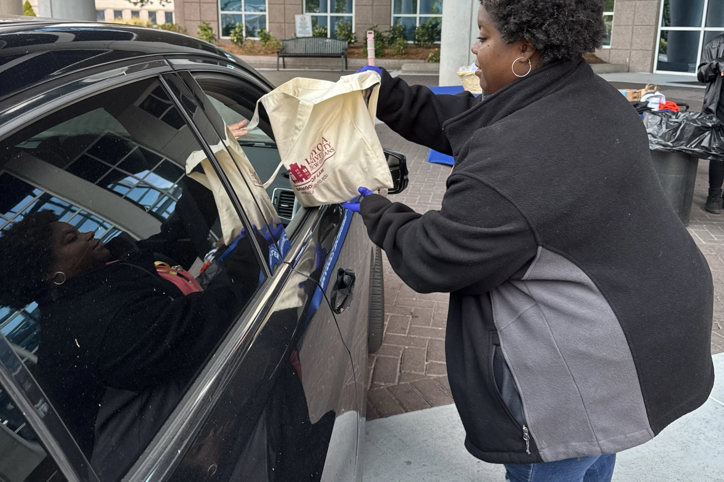 MNPD officer collects medications at TriStar Centennial.