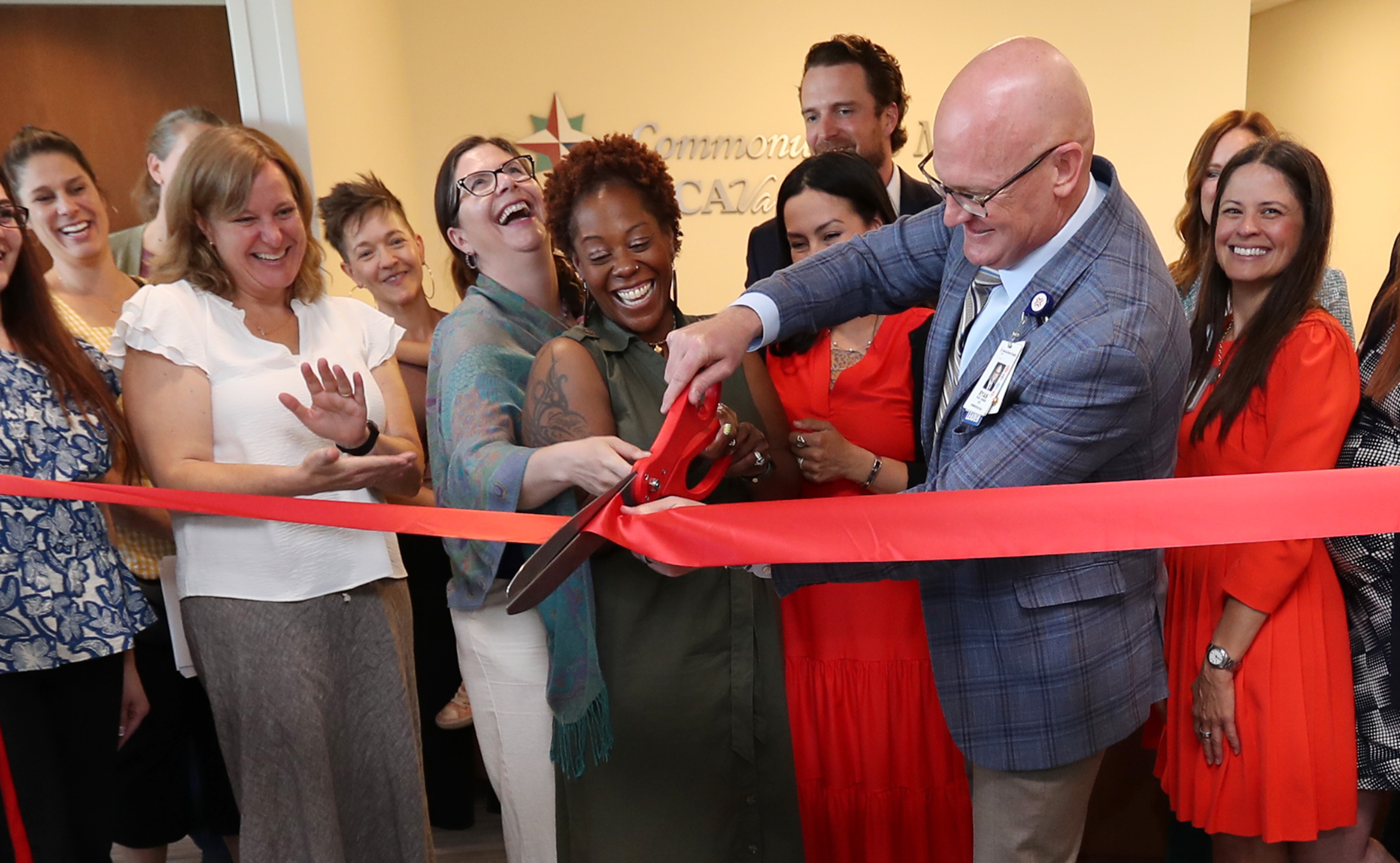 Henrico colleagues attend ribbon cutting ceremony.