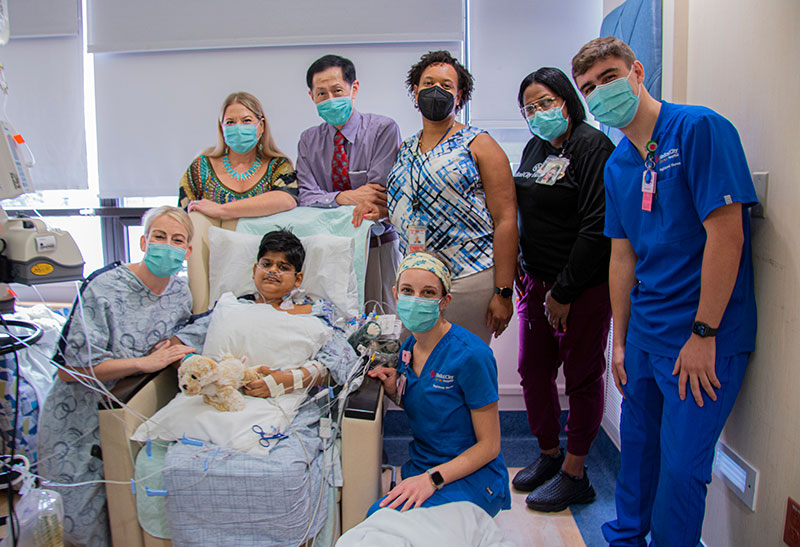 Sunchit, Catherine and the kidney transplant team