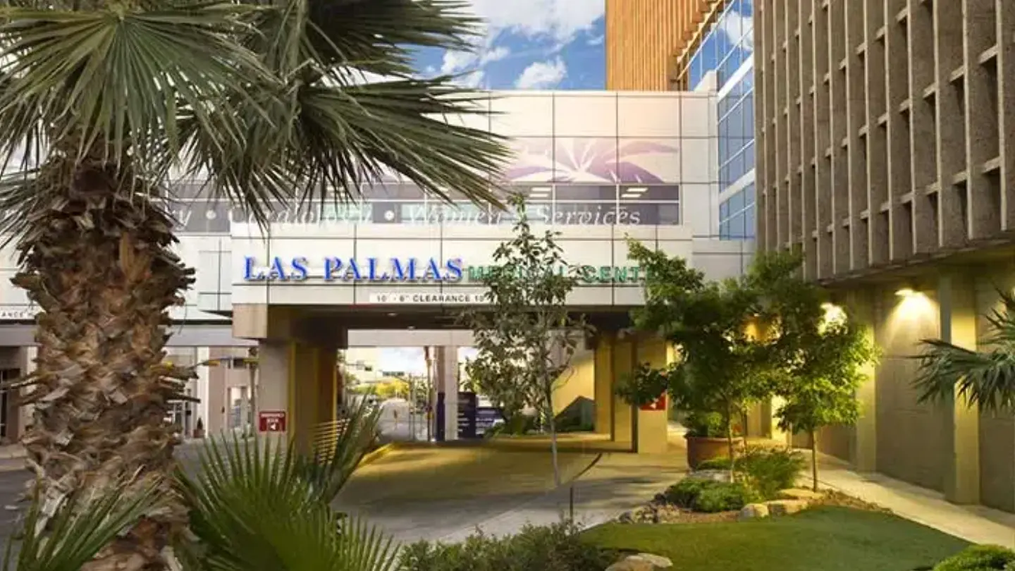 Exterior view of Las Palmas Medical Center.