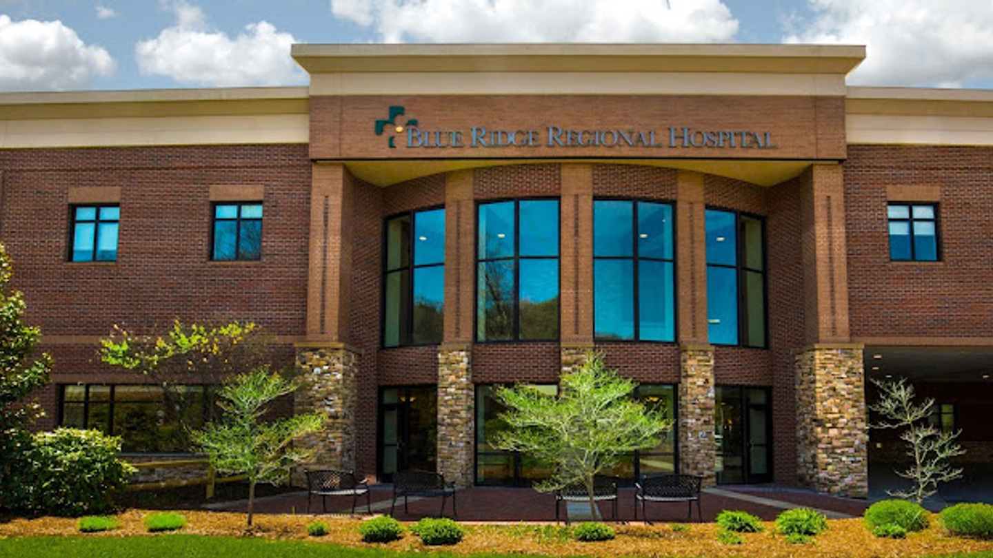 Exterior view of the main entrance of Blue Ridge Regional Hospital.