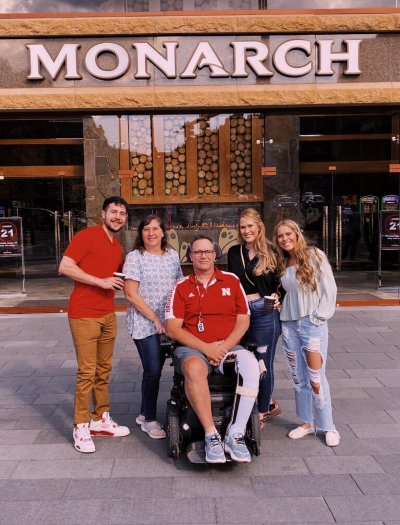 Dr. Scott Falci’s patient, Russel McKeehan, and his family