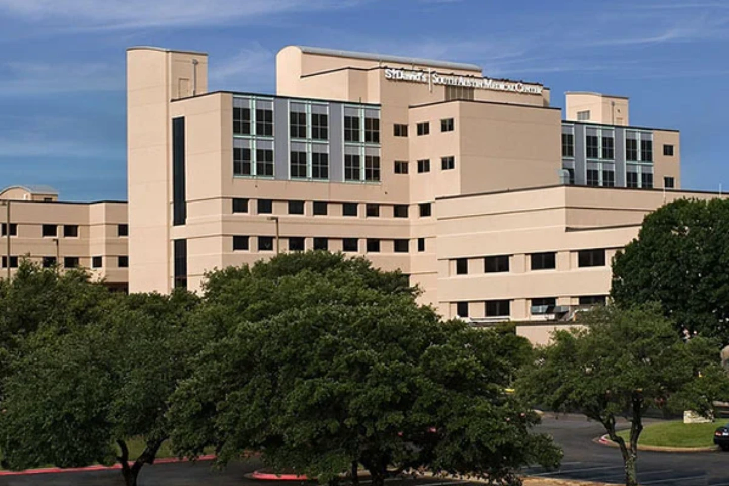 Exterior of St. David's South Austin Medical Center on a sunny day.