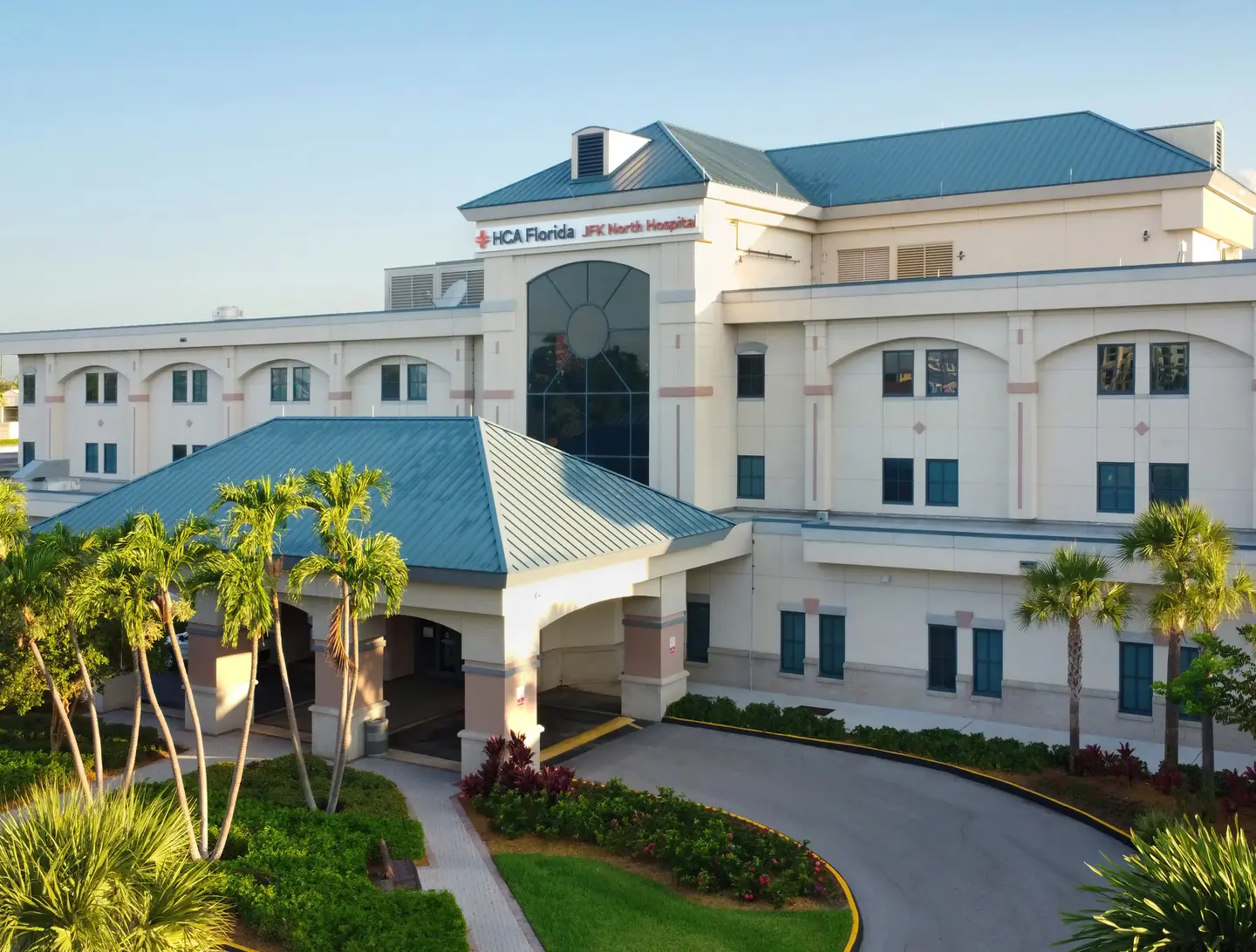 JFK North Hospital front entrance.