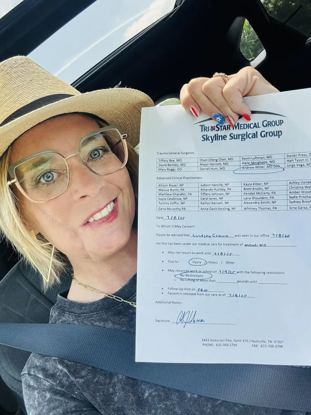 Lindsey Crouch selfie in car with hospital release papers from her TriStar Skyline physicians