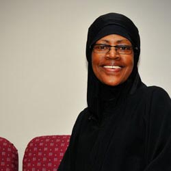 Lillian Shakur smiling.