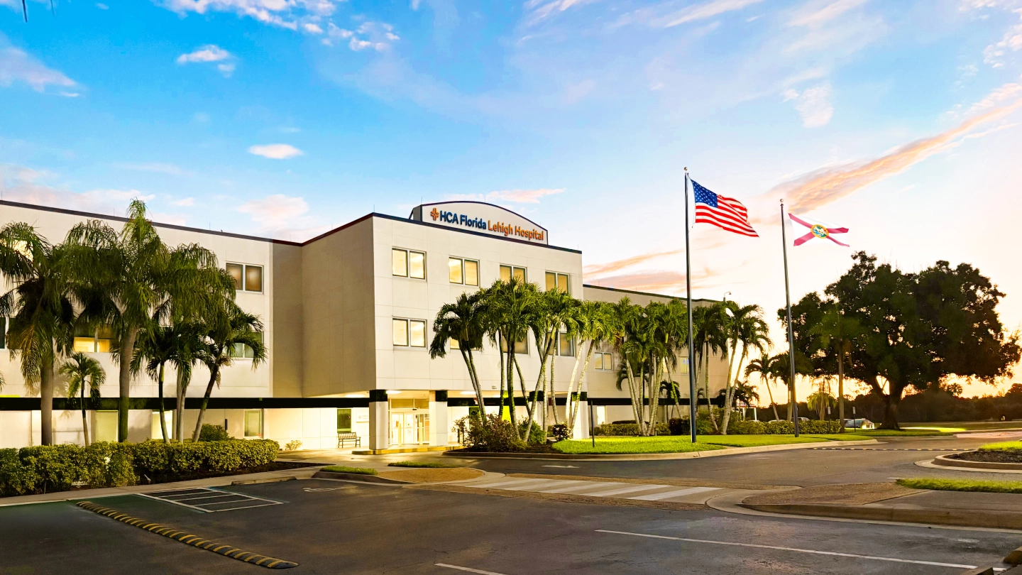 Exterior view of HCA Florida Lehigh Hospital
