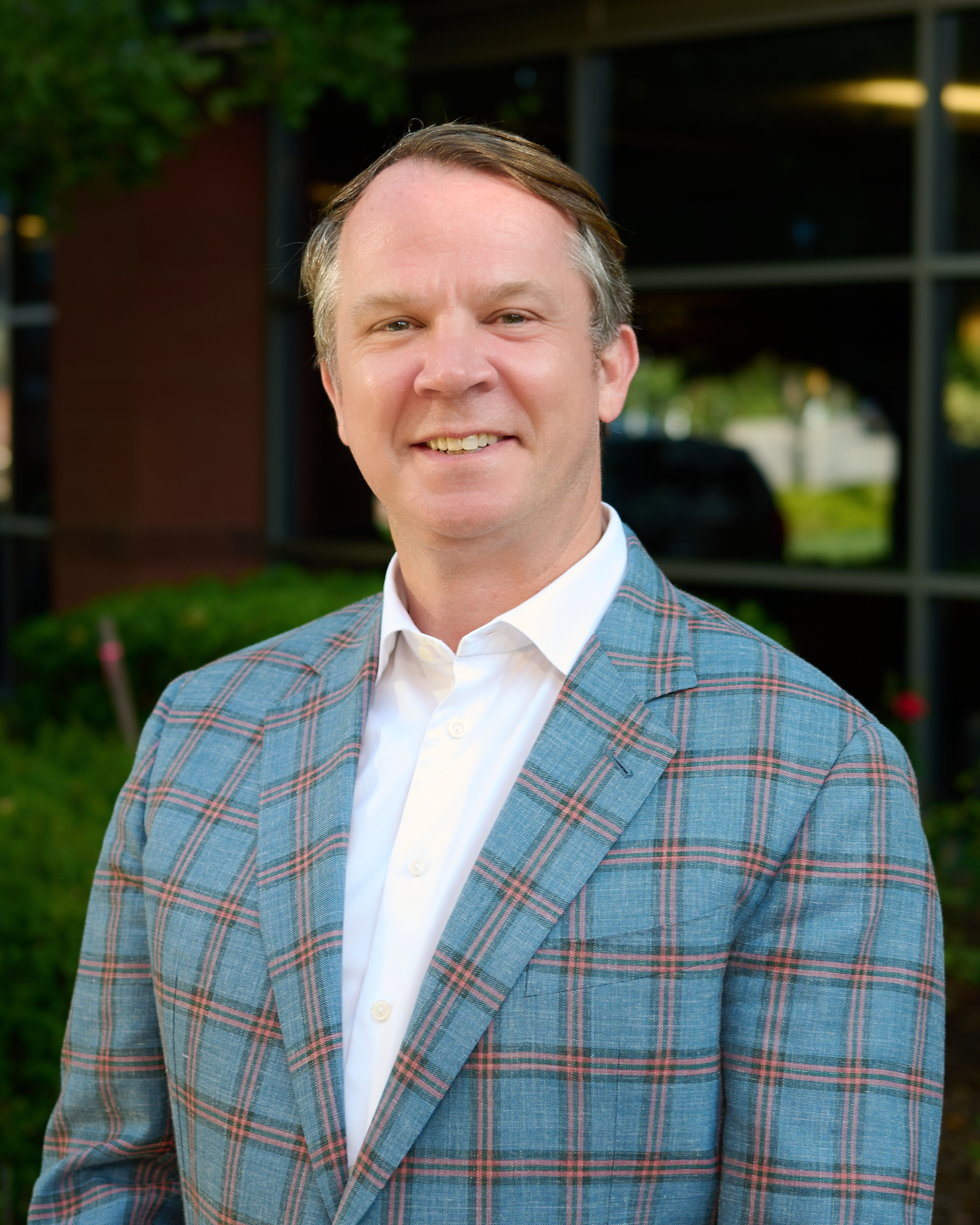 Phil Buttell, Los Robles CEO.